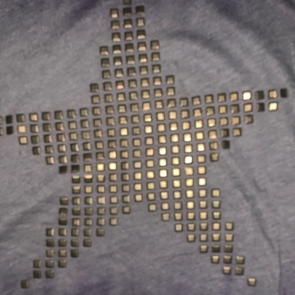 TPARTY DISTRESSED GRAYISH BLUE TOP WITH CUTOUT SLEEVES  AND GOLD STUDED STAR - Picture 3 of 11